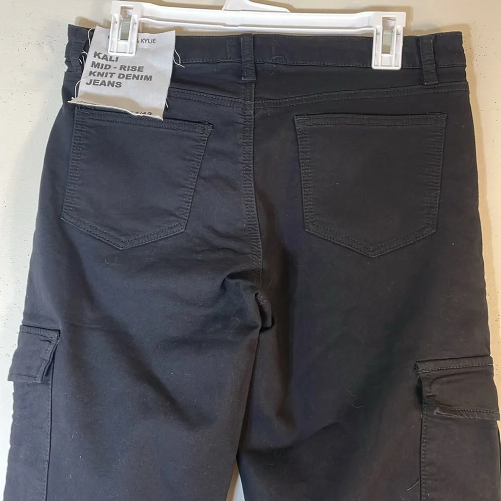 Black Cargo Jogger Jeans - Picture 9 of 10
